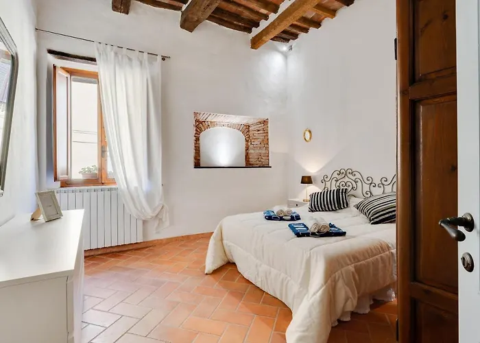 Guesthost - Medieval Charm - Cozy Lejlighed