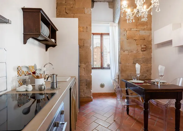 Guesthost - Medieval Charm - Cozy Lejlighed